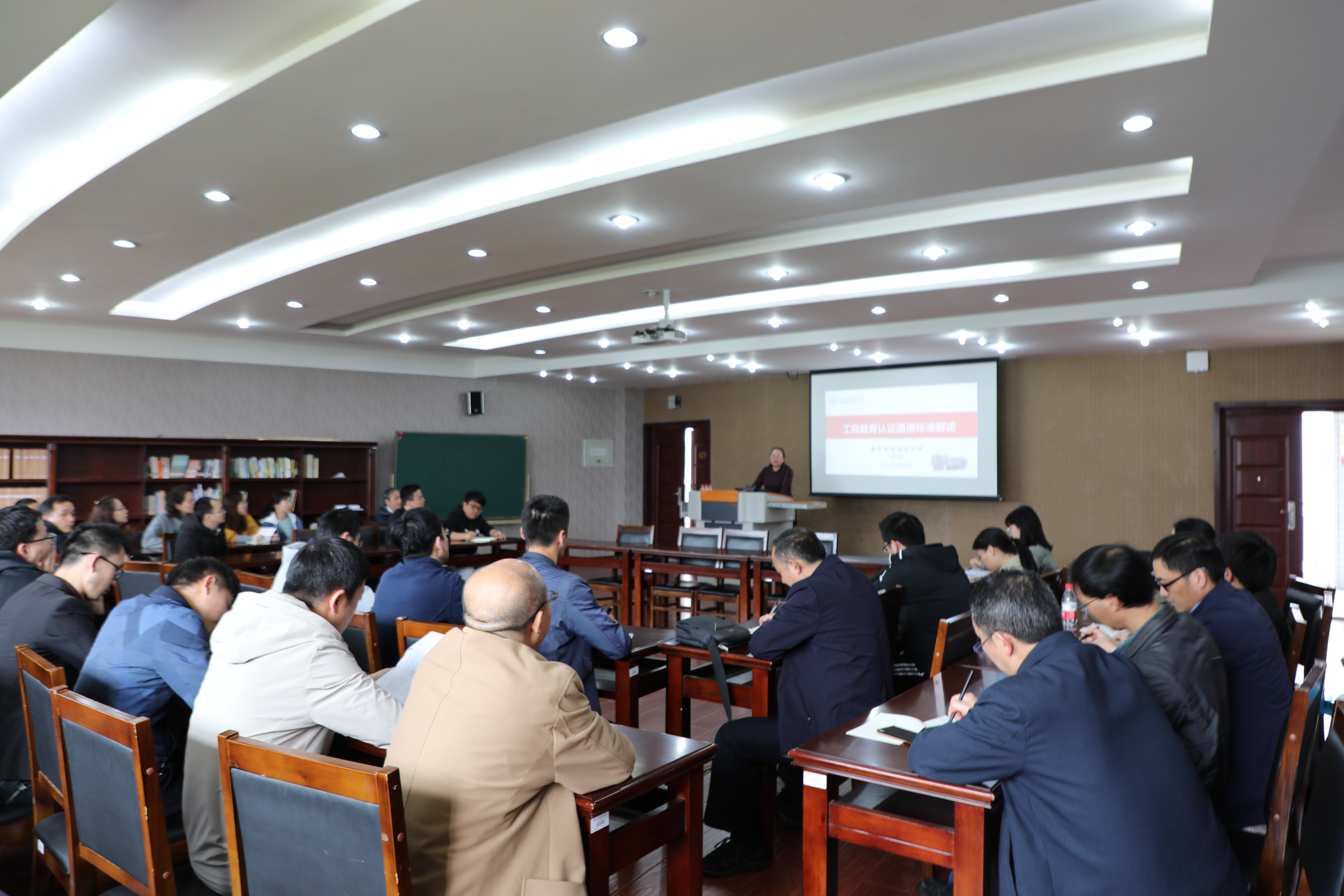 1619427219018014325.jpg 1619427219018014325.jpg