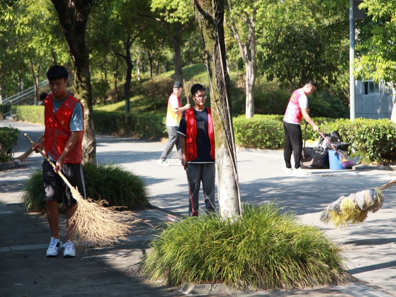 UEGh_1695037586234056163.jpg IMG_0718.jpg